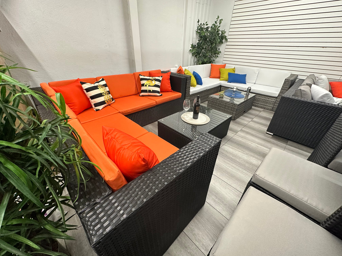 Sectionnel table rangement intégré